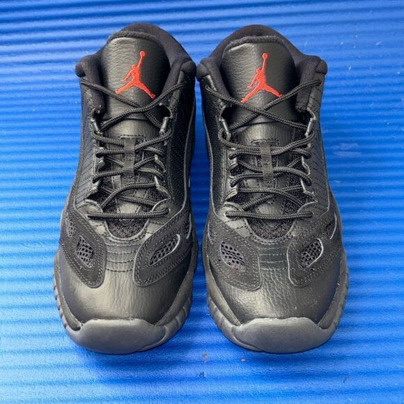 Size 8- Men’s Nike Air Jordan 11 Low 'Referee' 768873-003 RARE Bred 2015 - Picture 4 of 7